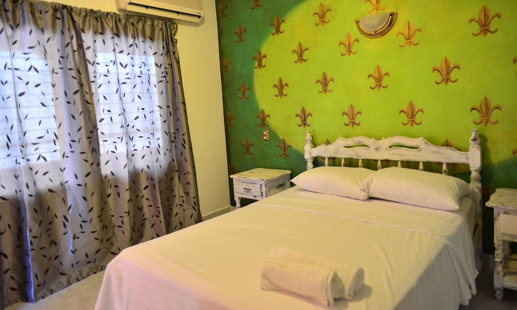 D'Margo Hotel Playa del Carmen Rom bilde